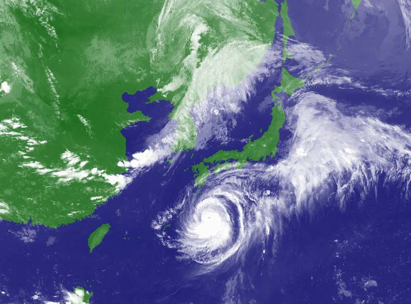 台風21号の気象衛星写真