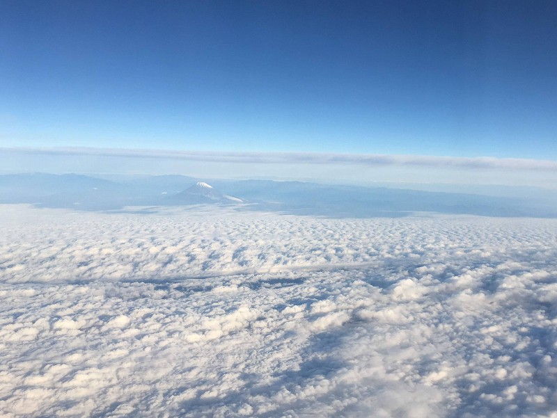 飛行機よりの富士山